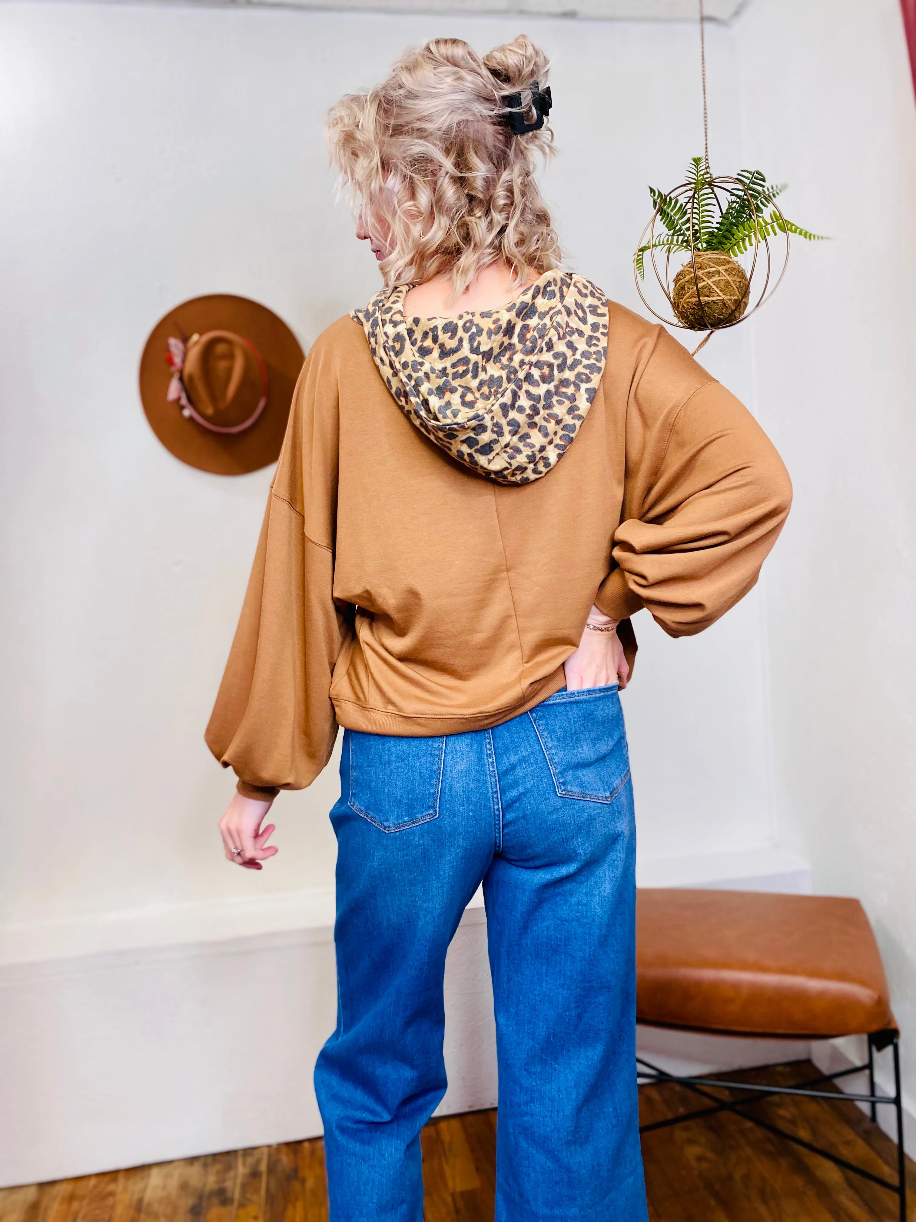 Ash Leopard Hoodie - Camel