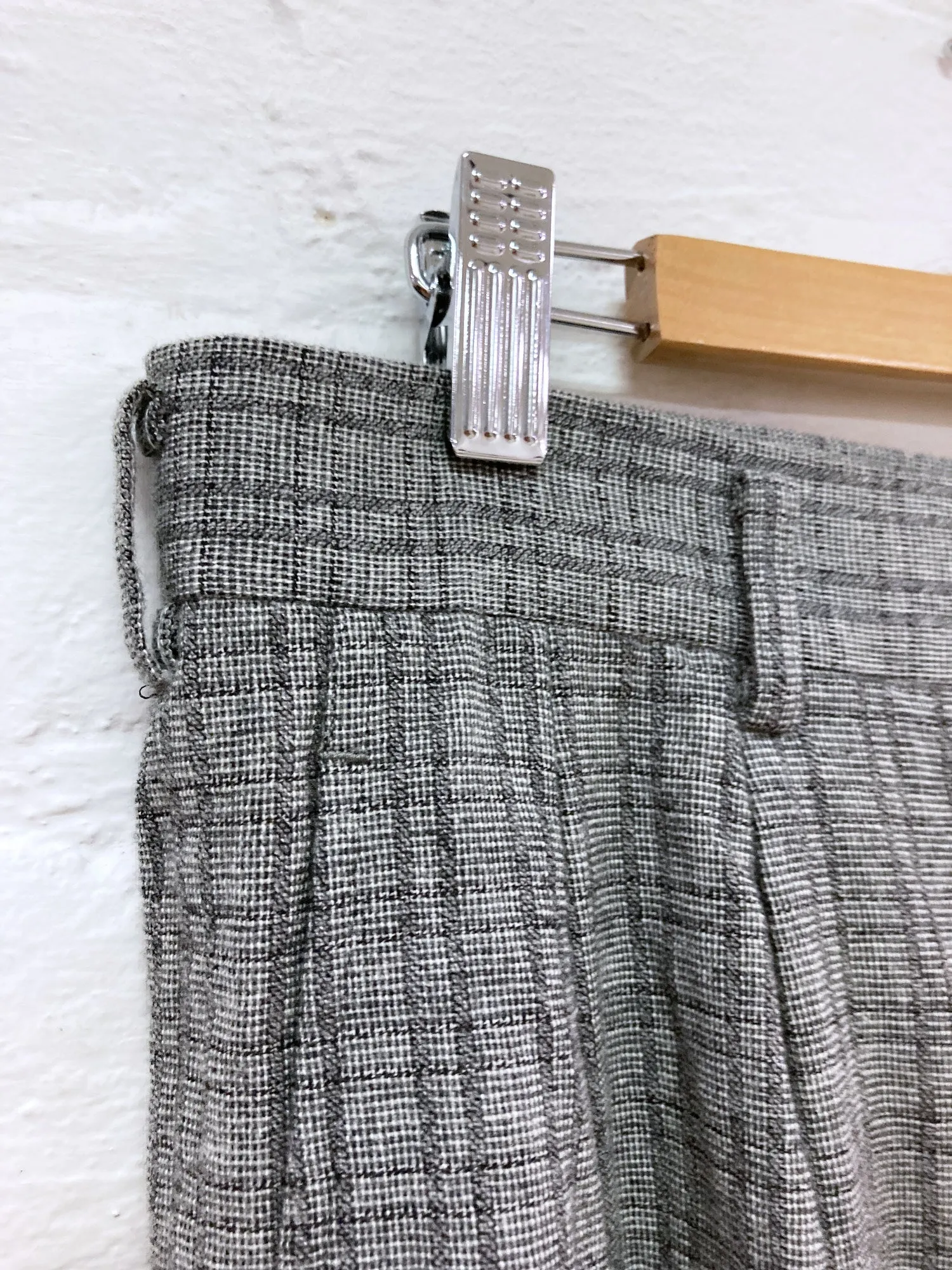 Comme des Garcons Homme 1995 grey wool check pleated trousers - M