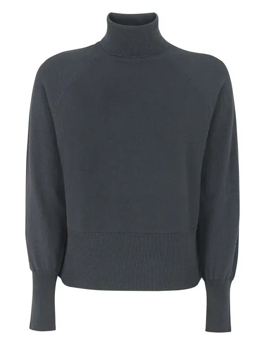 ESIsa Rollneck Sweater in Magnet