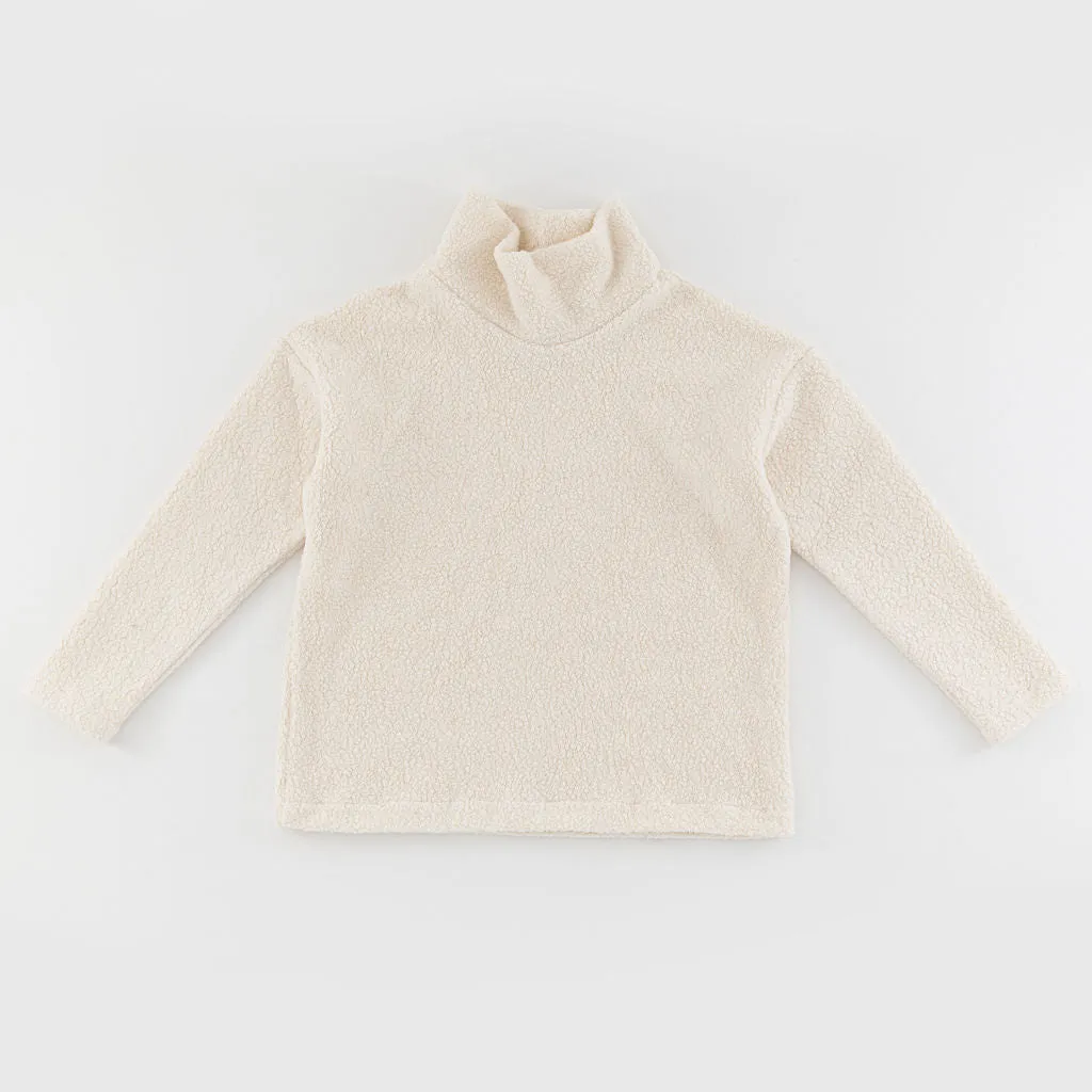 Funnel Neck Sweatshirt in Cream Sherpa