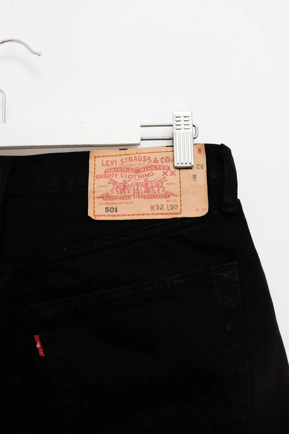 LEVIS 501 BLACK VINTAGE DENIM W32 WIDE LEG