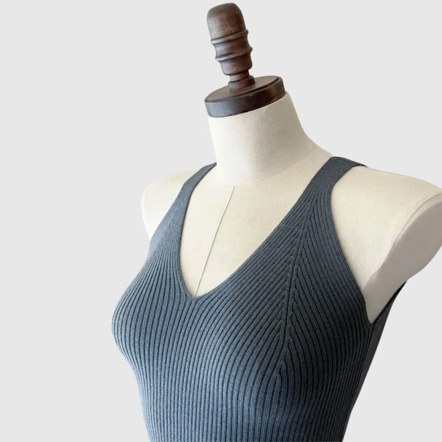 Merino wool tank top | Women’s knitwear