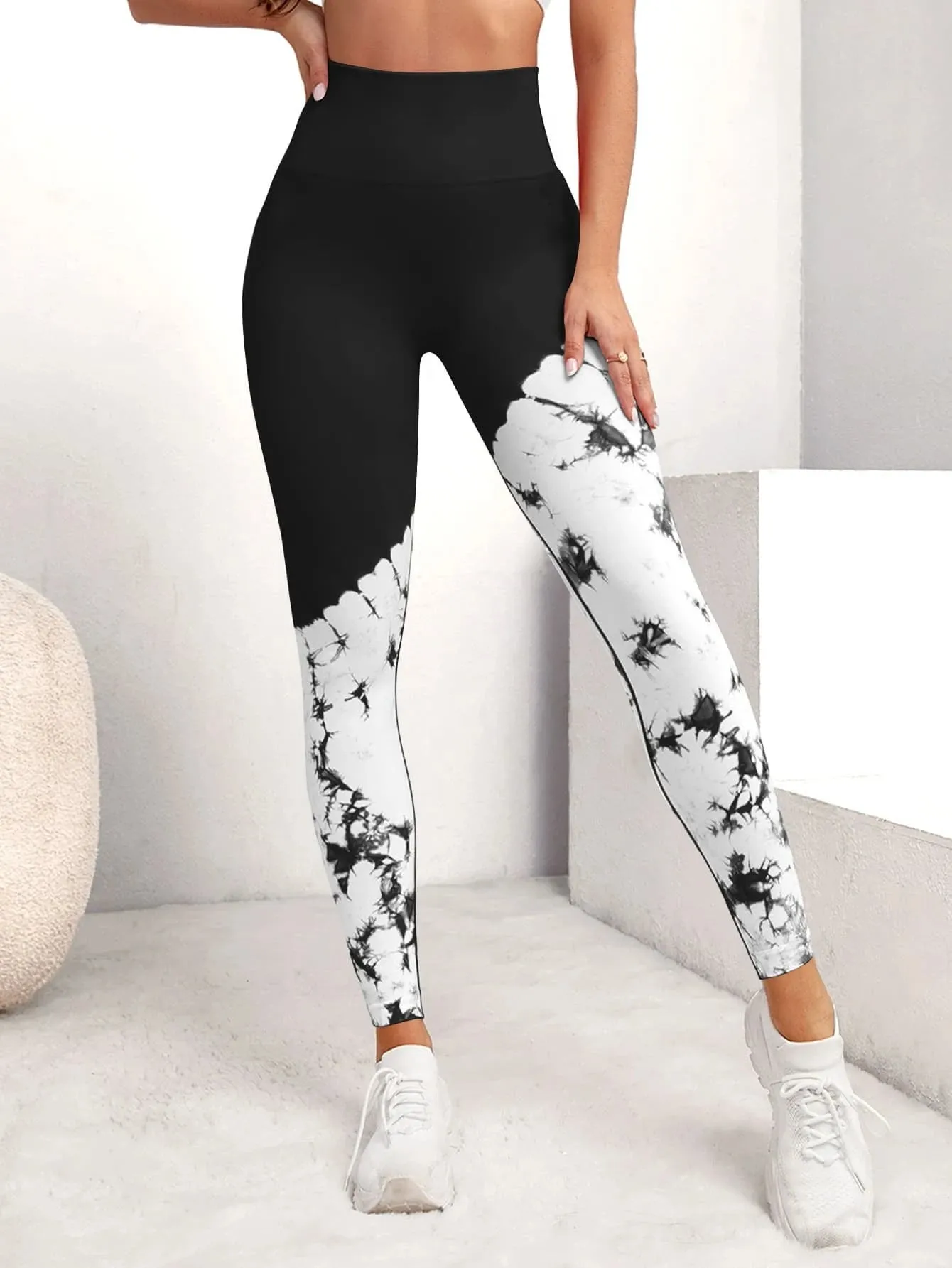 Sandra Colorblock Scrunch Leggings